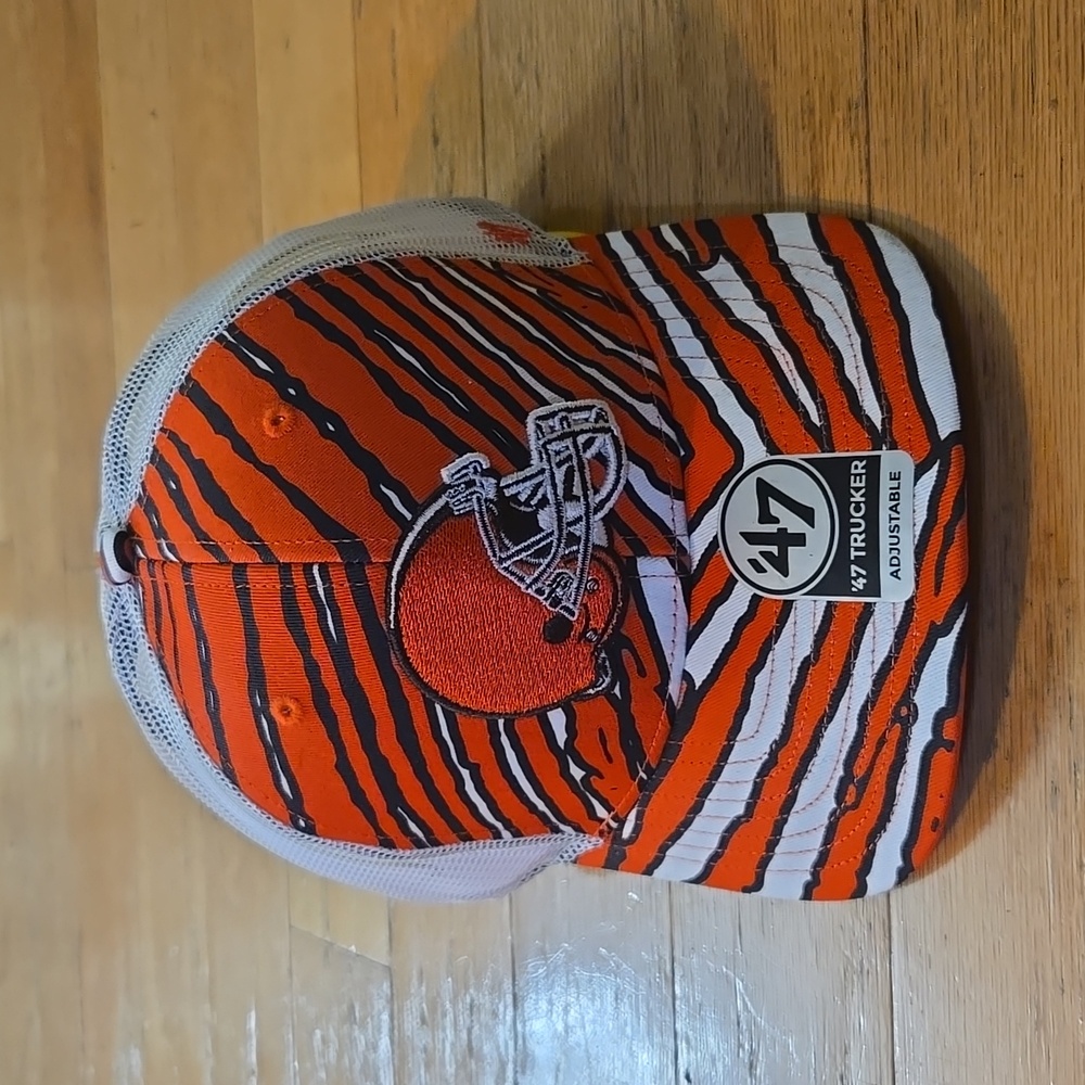 NWT Clevland Browns '47 Zubaz Clean Up Adjustable Hat